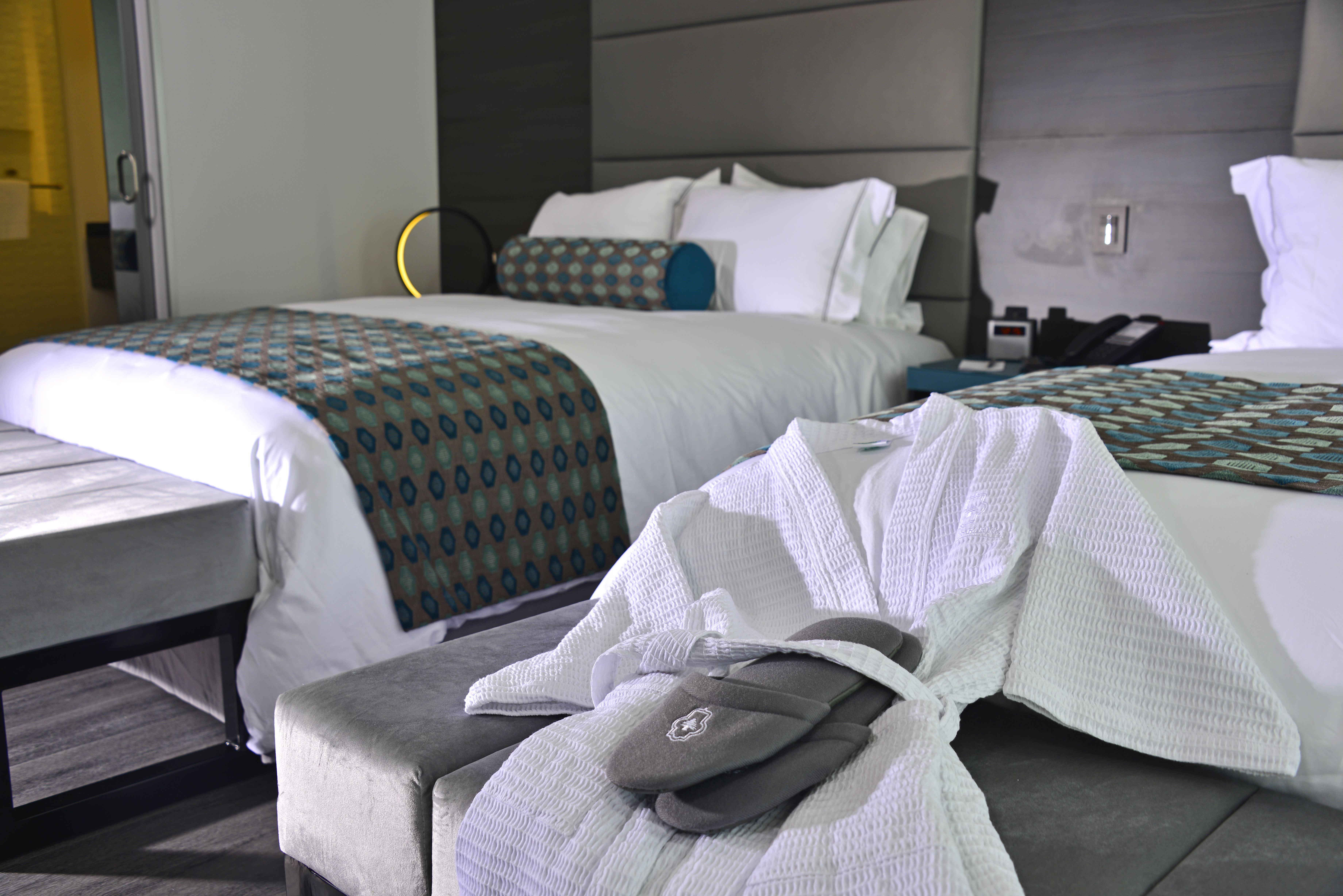 Baruk Guadalajara Hotel De Autor Exterior photo A room at the Hilton Garden Inn in San Francisco