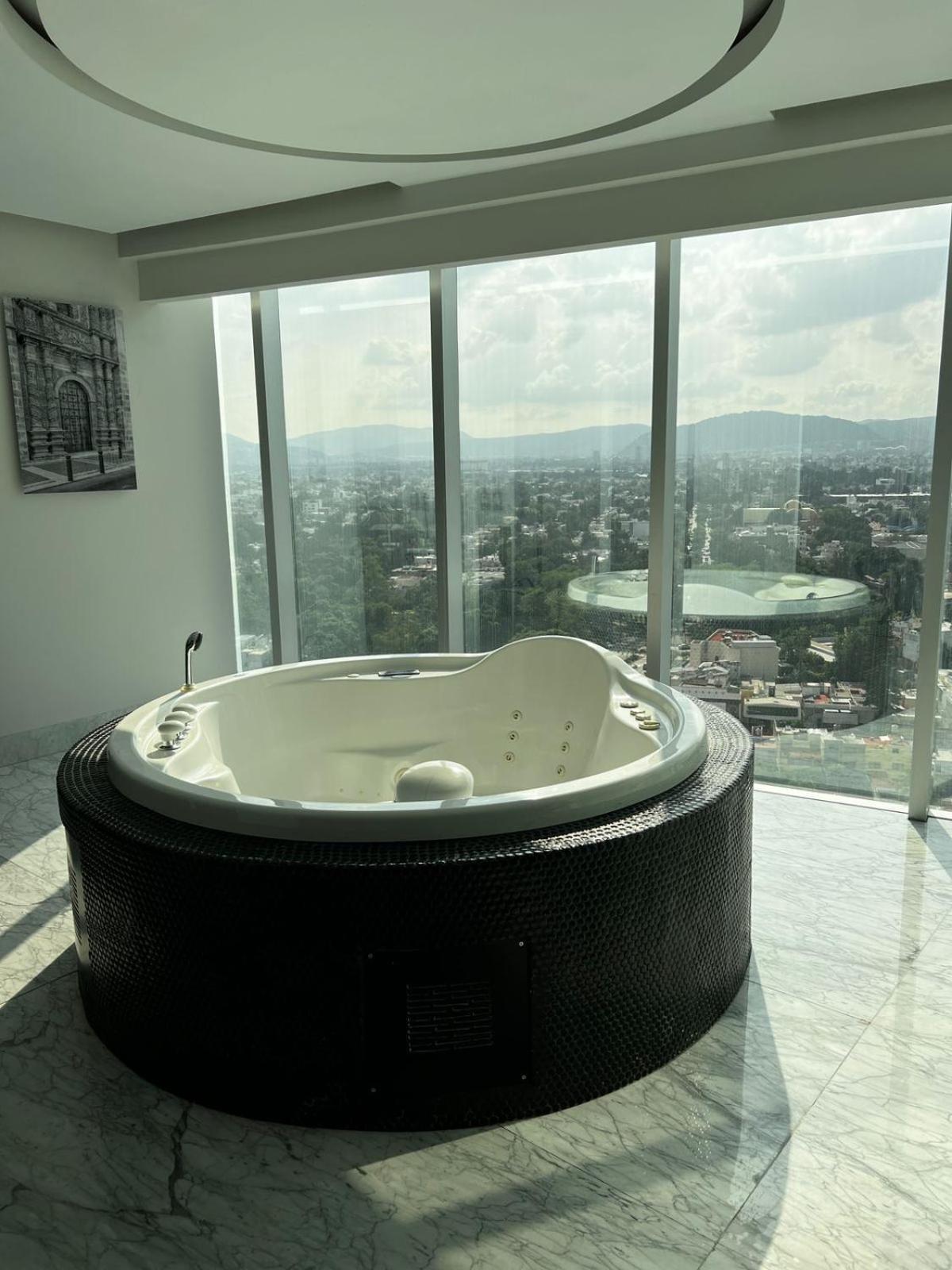 Baruk Guadalajara Hotel De Autor Exterior photo A whirlpool bathtub