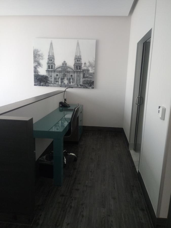 Baruk Guadalajara Hotel De Autor Exterior photo A room at the hotel
